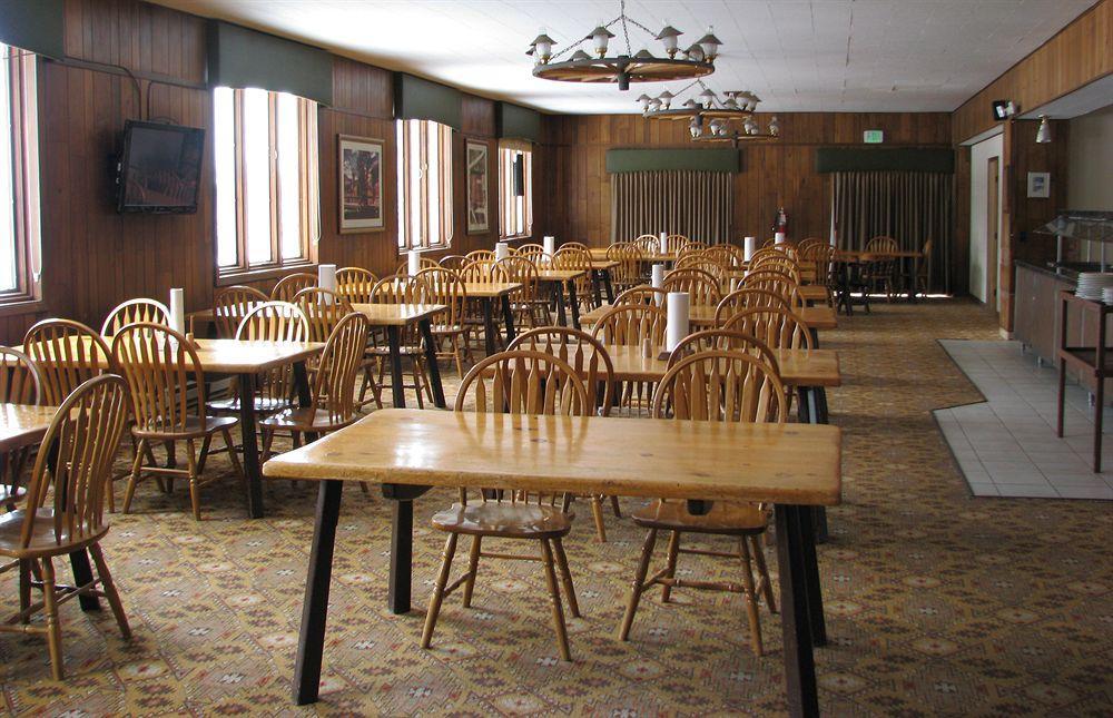 ווינטר פארק Beaver Village Lodge מראה חיצוני תמונה
